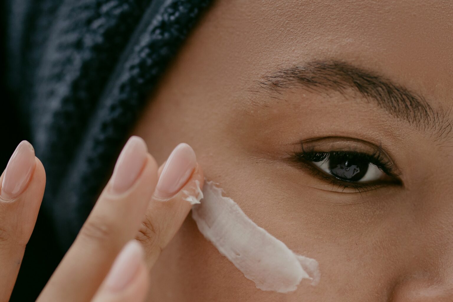 rzeszów concept 13 sklep kosmetcznych serum pod oczy krem pod oczy przeciwzmarszczkowy wielorazowe płatki kosmetyczne jka stosować jak używać